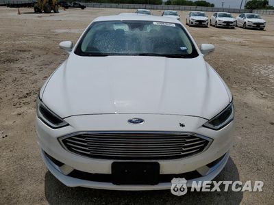 Piąte zdjęcie samochodu w środku: 2018 FORD FUSION SE HYBRID VIN:3FA6P0LU8JR129972 - miniatura