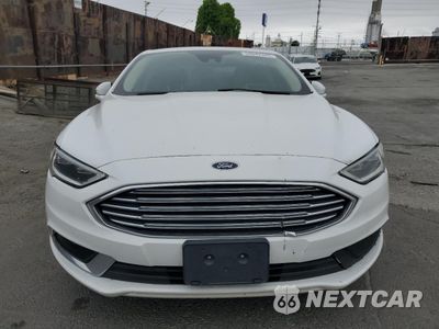 Piąte zdjęcie samochodu w środku: 2018 FORD FUSION SE HYBRID VIN:3FA6P0LU5JR118671 - miniatura