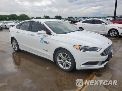 Czwarte zdjęcie samochodu z boku: 2018 FORD FUSION SE HYBRID VIN:3FA6P0LU7JR118655 - miniatura