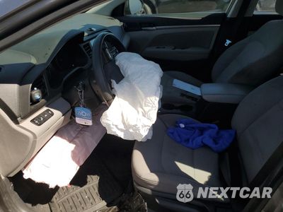 Zdjęcie 7 z 13 samochodu: 2019 HYUNDAI ELANTRA SEL VIN:5NPD84LF8KH446081 - miniatura