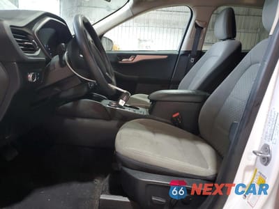 Zdjęcie 7 z 16 samochodu: 2020 FORD ESCAPE SE VIN:1FMCU9G69LUA13970 - miniatura