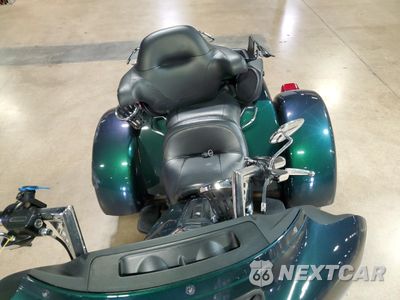 Piąte zdjęcie samochodu w środku: 2021 HARLEY-DAVIDSON FLHTCUTG VIN:1HD1MAF17MB855883 - miniatura