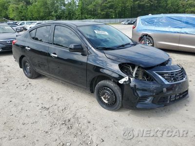 Czwarte zdjęcie samochodu z boku: 2014 NISSAN VERSA S VIN:3N1CN7AP8EL825011 - miniatura