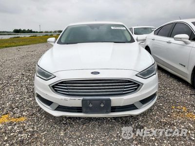 Piąte zdjęcie samochodu w środku: 2018 FORD FUSION SE HYBRID VIN:3FA6P0LU5JR163545 - miniatura