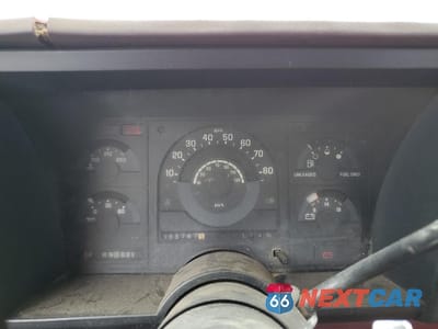Zdjęcie 9 z 12 samochodu: 1988 CHEVROLET GMT-400 C2500 VIN:2GCFC29K9J1247329 - miniatura