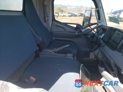 Zdjęcie 11 z 13 samochodu: 2012 MITSUBISHI FUSO TRUCK OF AMERICA INC FE FEC72S VIN:JL6BNG1A3CK002481 - miniatura