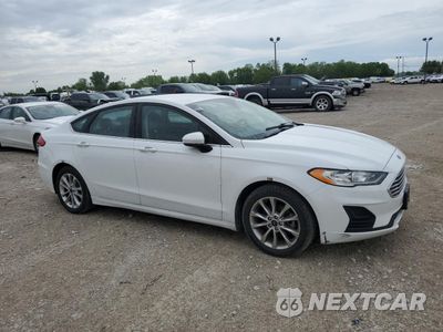 Czwarte zdjęcie samochodu z boku: 2020 FORD FUSION SE VIN:3FA6P0LUXLR195734 - miniatura