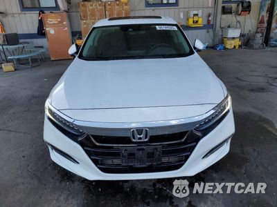 Piąte zdjęcie samochodu w środku: 2018 HONDA ACCORD TOURING VIN:1HGCV1F96JA107688 - miniatura