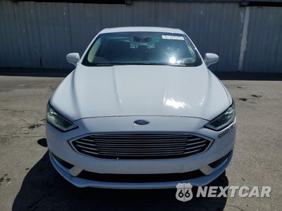 Piąte zdjęcie samochodu w środku: 2018 FORD FUSION SE HYBRID VIN:3FA6P0LU4JR171541 - miniatura