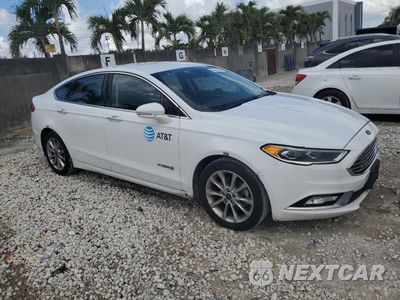 Czwarte zdjęcie samochodu z boku: 2017 FORD FUSION SE HYBRID VIN:3FA6P0LUXHR359622 - miniatura