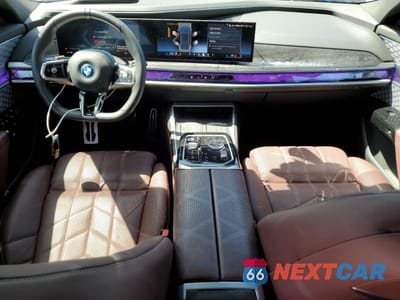 Zdjęcie 8 z 13 samochodu: 2024 BMW I7 XDRIVE60 VIN:WBY53EJ09RCP16432 - miniatura