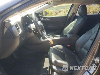 Zdjęcie 7 z 13 samochodu: 2017 MAZDA 3 GRAND TOURING VIN:JM1BN1M33H1122376 - miniatura