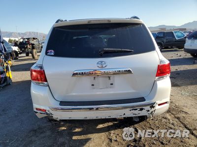 Zdjęcie 6 z 13 samochodu: 2011 TOYOTA HIGHLANDER BASE VIN:5TDZK3EH1BS036345 - miniatura