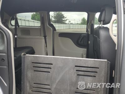 Zdjęcie 11 z 14 samochodu: 2020 DODGE GRAND CARAVAN SXT VIN:2C7WDGCG0LR167763 - miniatura