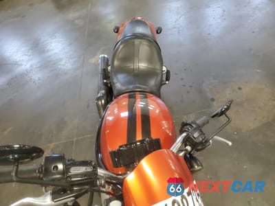 Piąte zdjęcie samochodu w środku: 2011 HARLEY-DAVIDSON VRSCDX VIN:1HD1HHH16BC805087 - miniatura