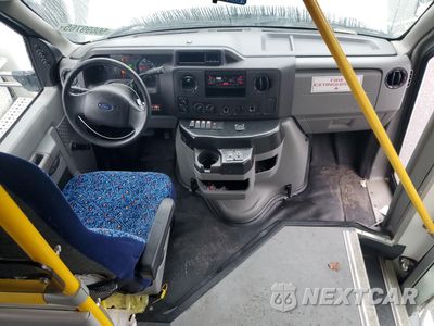 Zdjęcie 8 z 14 samochodu: 2016 FORD ECONOLINE E350 SUPER DUTY CUTAWAY VAN VIN:1FDEE3FS8GDC57908 - miniatura