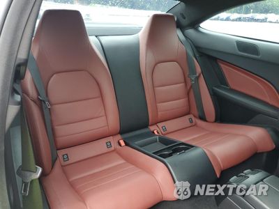 Zdjęcie 10 z 14 samochodu: 2013 MERCEDES-BENZ C 250 VIN:WDDGJ4HB0DF992139 - miniatura