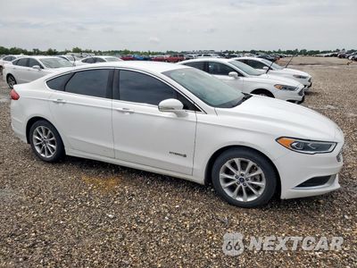 Czwarte zdjęcie samochodu z boku: 2018 FORD FUSION SE HYBRID VIN:3FA6P0LU7JR118834 - miniatura