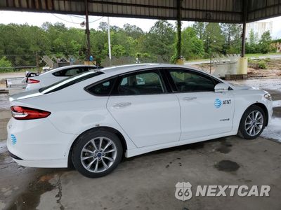 Trzecie zdjęcie samochodu z tyłu: 2017 FORD FUSION SE HYBRID VIN:3FA6P0LU0HR409542 - miniatura