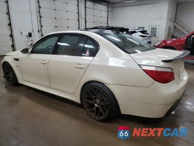 Drugie zdjęcie samochodu z przodu: 2006 BMW M5 VIN:WBSNB93526B582801 - miniatura