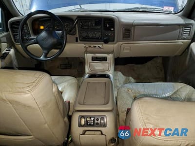 Zdjęcie 8 z 13 samochodu: 2002 GMC YUKON XL K1500 VIN:1GKFK16Z62J244060 - miniatura