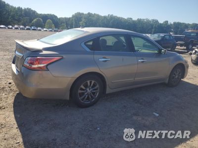 Trzecie zdjęcie samochodu z tyłu: 2015 NISSAN ALTIMA 2.5 VIN:1N4AL3AP3FN897678 - miniatura