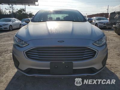 Piąte zdjęcie samochodu w środku: 2020 FORD FUSION SE VIN:3FA6P0LU3LR119062 - miniatura