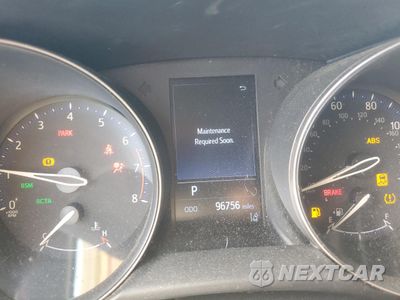 Zdjęcie 9 z 16 samochodu: 2019 TOYOTA C-HR XLE VIN:JTNKHMBXXK1049217 - miniatura