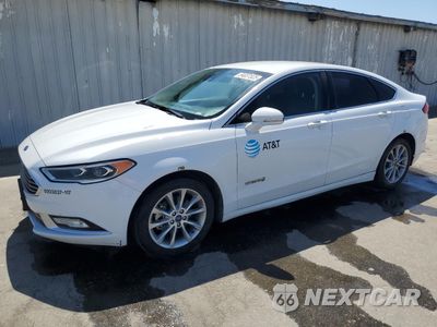 2017 FORD FUSION SE HYBRID 3FA6P0LU7HR409201 - główne zdjęcie licytacji z USA - miniatura