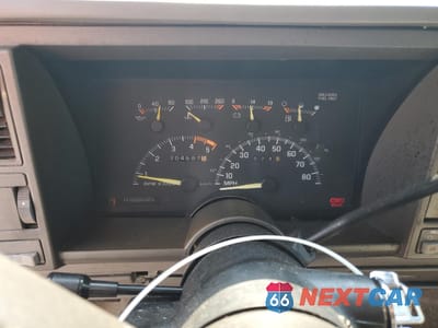 Zdjęcie 9 z 14 samochodu: 1994 GMC YUKON VIN:1GKEK18K0RJ732197 - miniatura