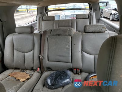 Zdjęcie 10 z 13 samochodu: 2005 GMC YUKON XL K1500 VIN:3GKFK16Z45G292856 - miniatura
