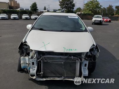 Piąte zdjęcie samochodu w środku: 2014 TOYOTA PRIUS VIN:JTDKN3DU5E0365080 - miniatura