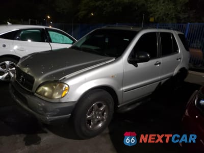 1998 MERCEDES-BENZ ML 320 4JGAB54E5WA043295 - główne zdjęcie licytacji z USA - miniatura