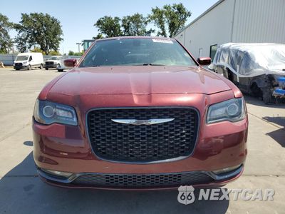 Piąte zdjęcie samochodu w środku: 2019 CHRYSLER 300 S VIN:2C3CCAGG7KH651576 - miniatura