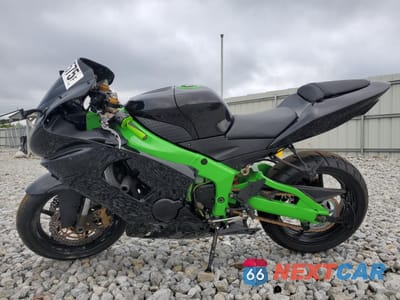 Trzecie zdjęcie samochodu z tyłu: 2005 KAWASAKI ZX636 C1 VIN:JKBZXJC1X5A023242 - miniatura