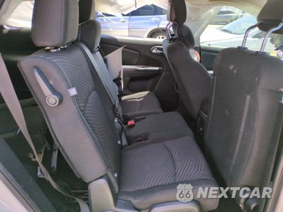 Zdjęcie 11 z 16 samochodu: 2020 DODGE JOURNEY SE VIN:3C4PDCAB3LT207316 - miniatura
