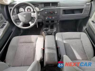 Zdjęcie 8 z 13 samochodu: 2011 DODGE DAKOTA SLT VIN:1D7RE3GK7BS619595 - miniatura