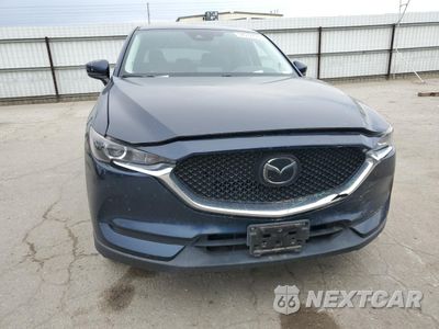 Piąte zdjęcie samochodu w środku: 2018 MAZDA CX-5 TOURING VIN:JM3KFACM7J0404837 - miniatura