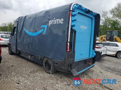 Drugie zdjęcie samochodu z przodu: 2023 RIVIAN EDV 700 VIN:7FCEHEB75PN013078 - miniatura