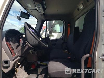 Piąte zdjęcie samochodu w środku: 2023 FREIGHTLINER M2 106 MEDIUM DUTY VIN:3ALACWFC8PDUD8959 - miniatura
