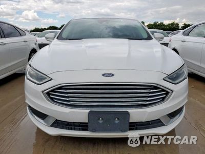 Piąte zdjęcie samochodu w środku: 2018 FORD FUSION SE HYBRID VIN:3FA6P0LUXJR278688 - miniatura