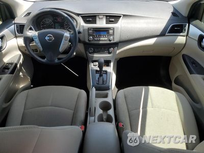 Zdjęcie 8 z 12 samochodu: 2016 NISSAN SENTRA S VIN:3N1AB7AP1GY321261 - miniatura