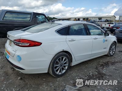 Trzecie zdjęcie samochodu z tyłu: 2017 FORD FUSION SE HYBRID VIN:3FA6P0LU8HR409515 - miniatura