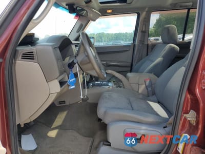 Zdjęcie 7 z 13 samochodu: 2007 JEEP COMMANDER VIN:1J8HG48KX7C621324 - miniatura