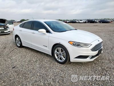 Czwarte zdjęcie samochodu z boku: 2018 FORD FUSION SE HYBRID VIN:3FA6P0LU7JR171677 - miniatura