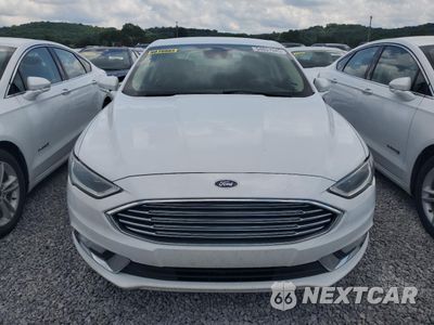 Piąte zdjęcie samochodu w środku: 2017 FORD FUSION SE HYBRID VIN:3FA6P0LU9HR410138 - miniatura