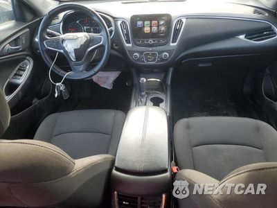 Zdjęcie 8 z 12 samochodu: 2018 CHEVROLET MALIBU LT VIN:1G1ZD5ST3JF130829 - miniatura
