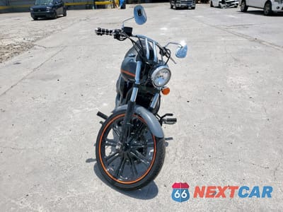 Drugie zdjęcie samochodu z przodu: 2019 KAWASAKI VN900 C VIN:JKAVN2C11KA072503 - miniatura