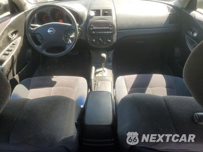 Zdjęcie 8 z 12 samochodu: 2002 NISSAN ALTIMA BASE VIN:1N4AL11D62C114854 - miniatura