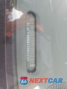 Zdjęcie 12 z 12 samochodu: 2001 CHRYSLER PT CRUISER VIN:3C4FY4BB81T560250 - miniatura